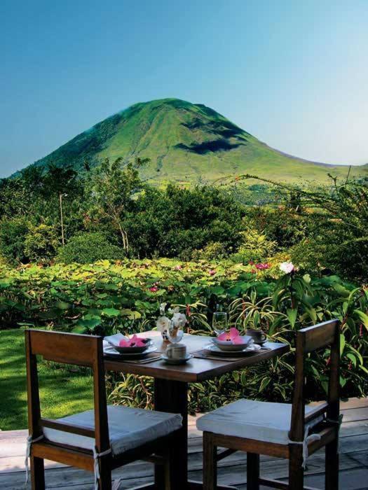 Gardenia Country Inn Tomohon Eksteriør bilde